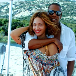 Presidential Hopeful Mike Huckabee Calls Jay-Z Beyonces Pimp