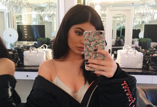 Kylie Jenner: Serious Selfie