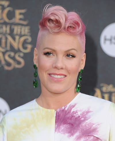 Pink At The Premiere Of Alice Through The Looking Glass