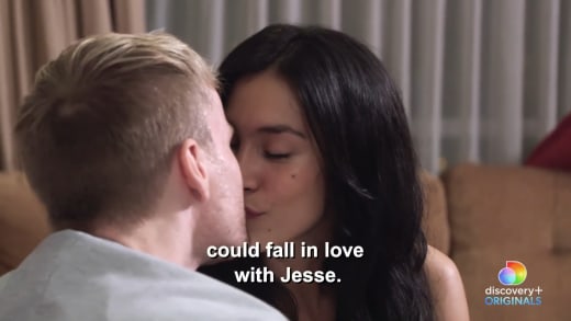 Jeniffer Tarazona could fall in love with Jesse (The Single Life promo)