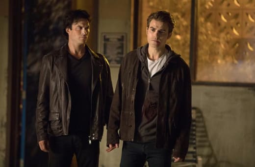 The Brothers Reunite On The Vampire Diaries