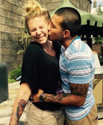 Javi Marroquin and Kailyn Lowry Kiss