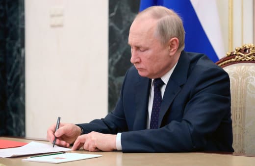 Putin Writes
