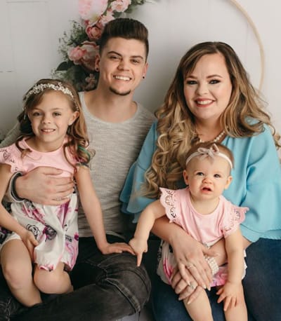 Catelynn Lowell and Daughters