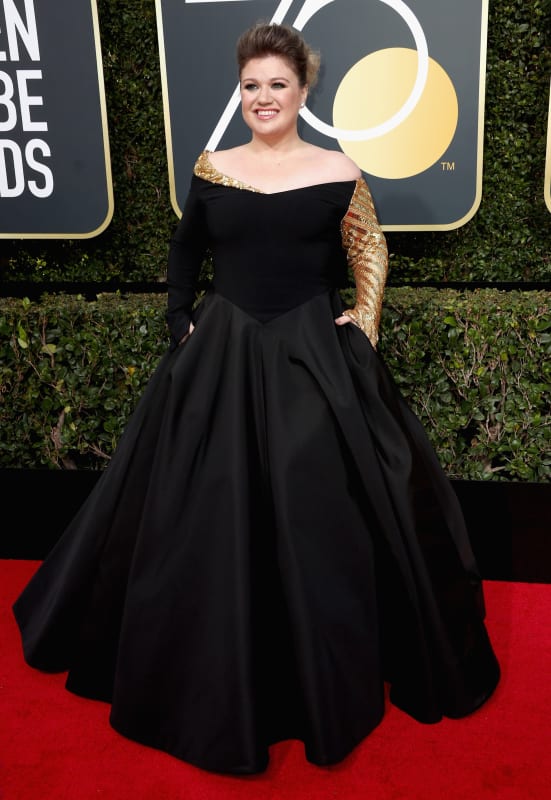 Kelly clarkson at the globes