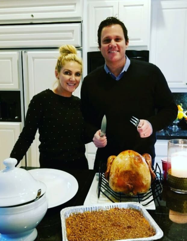 Bob guiney carves a turkey