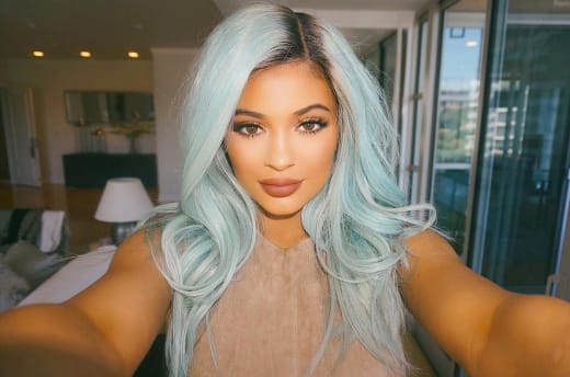 Kylie Jenner: Blue Hair Selfie!