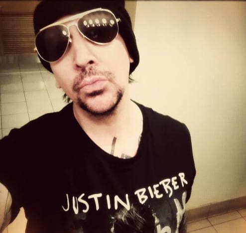 Marilyn Manson Loves Justin Bieber