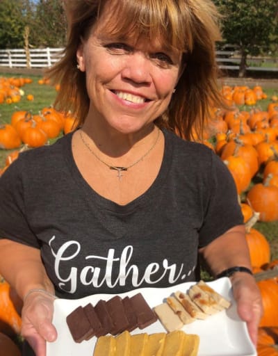 Amy Roloff Offers Up Treats.