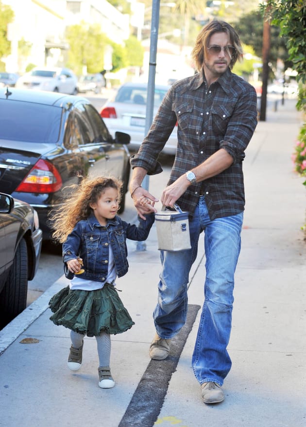 Gabriel Aubry Denied Access to Daughter - The Hollywood Gossip