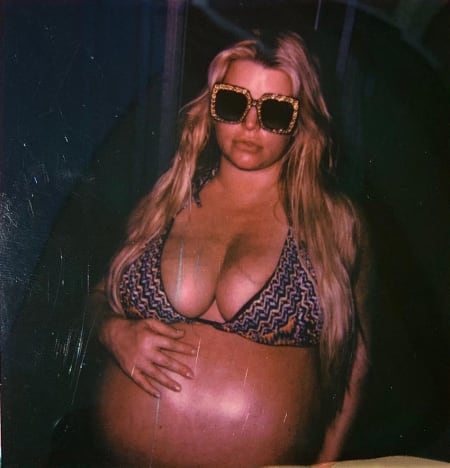 Jessica Simpson Shares HUGE Baby Bump Belly in Bikini