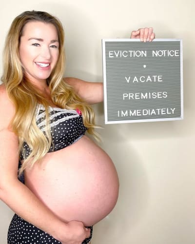 Jamie Otis Serves Pregnant "Eviction Notice"