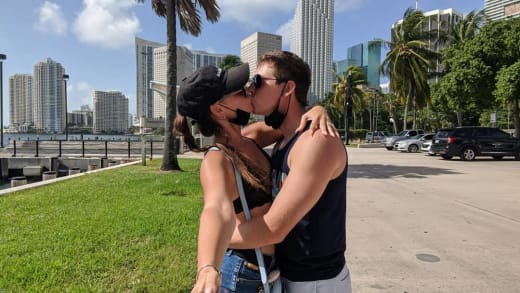 Julia Trubkina and Brandon Gibbs Kissing Selfie