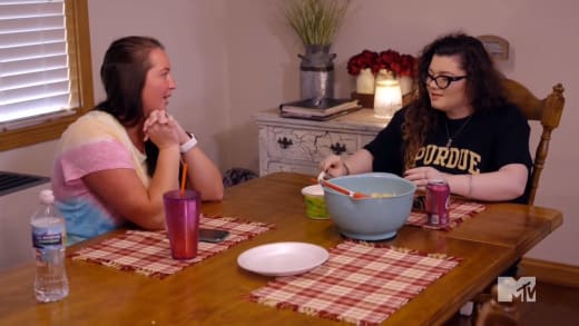 Amber Portwood joins Kristina Shirley at the table