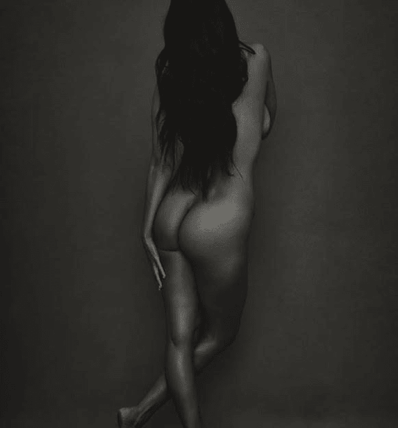 Boobs Khole Kardashian Naked Gif